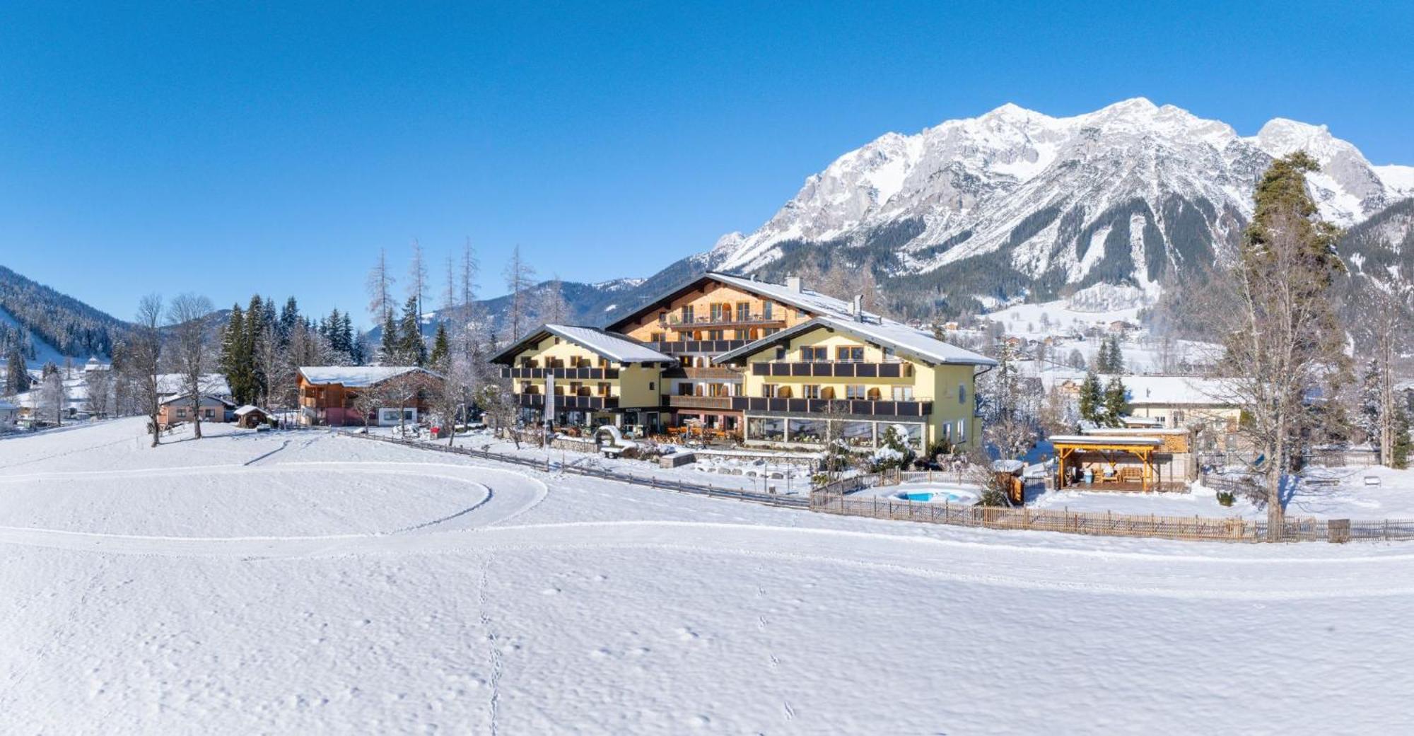 Almfrieden Hotel & Romantikchalet Ramsau am Dachstein Exterior foto